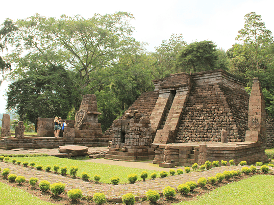 Sukuh – Cetho One Day Temple Tour